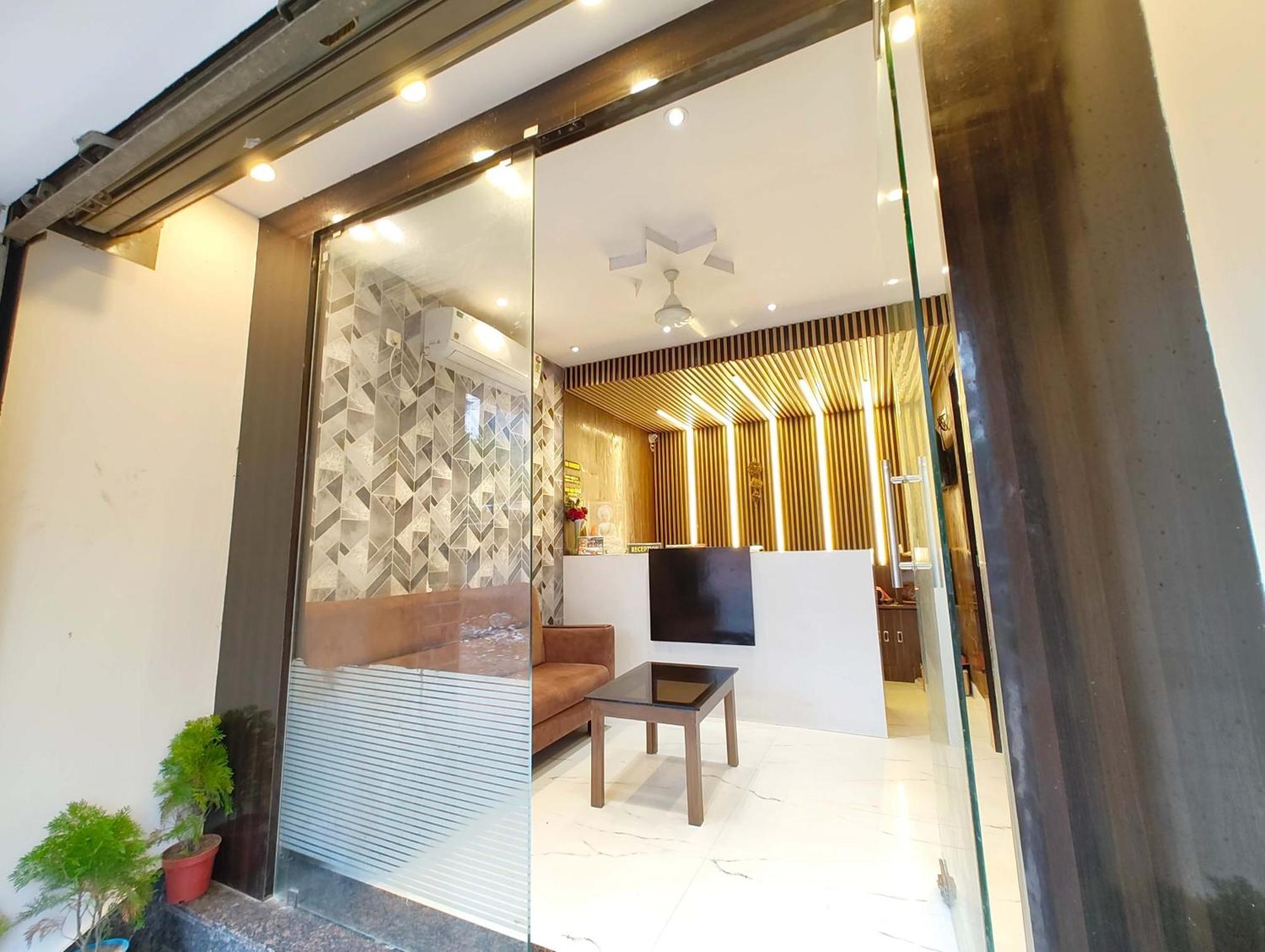 Goroomgo Park View Puri - Spacious And Decorated Room - Best Hotel In Puri Buitenkant foto