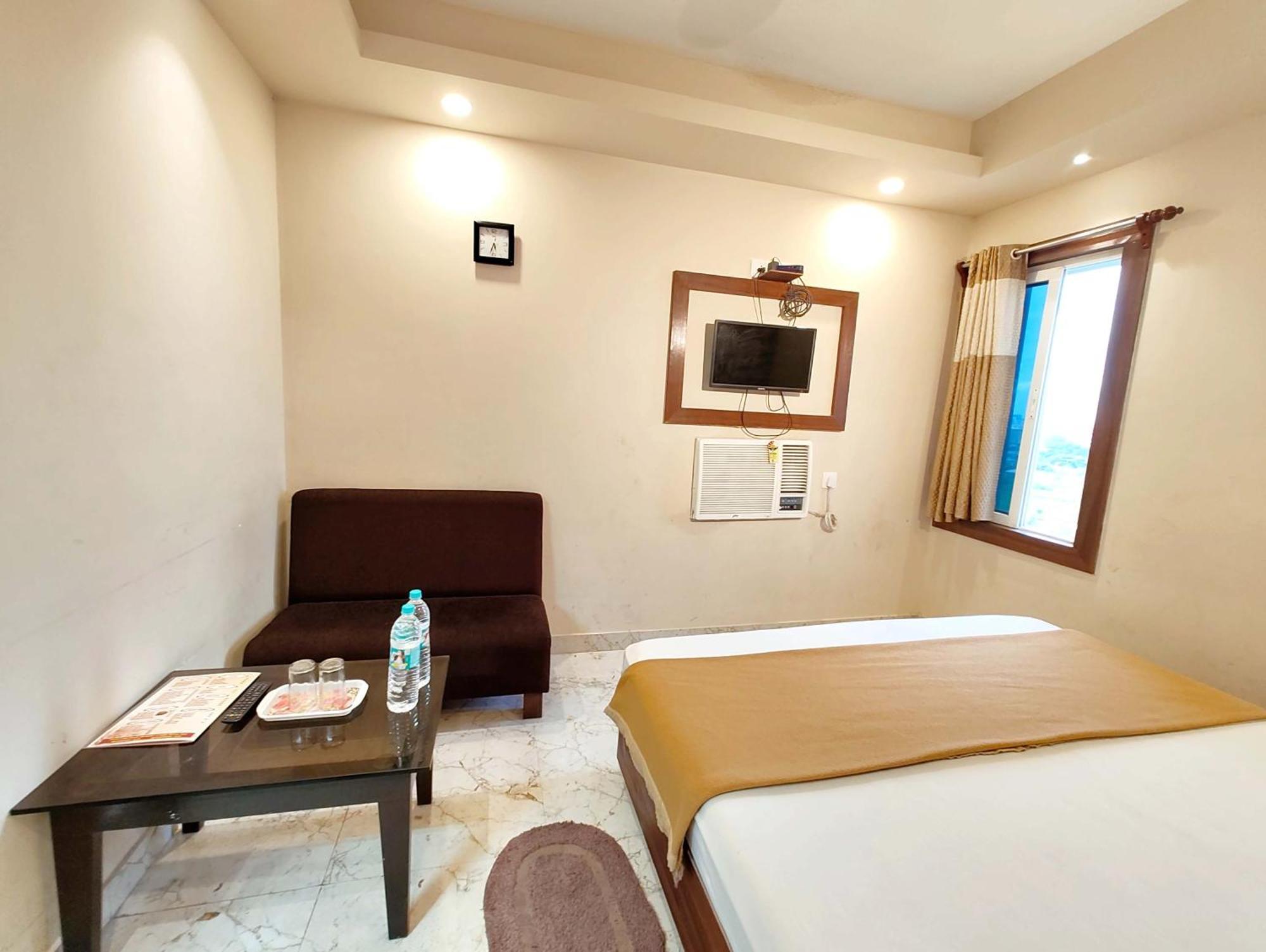Goroomgo Park View Puri - Spacious And Decorated Room - Best Hotel In Puri Buitenkant foto