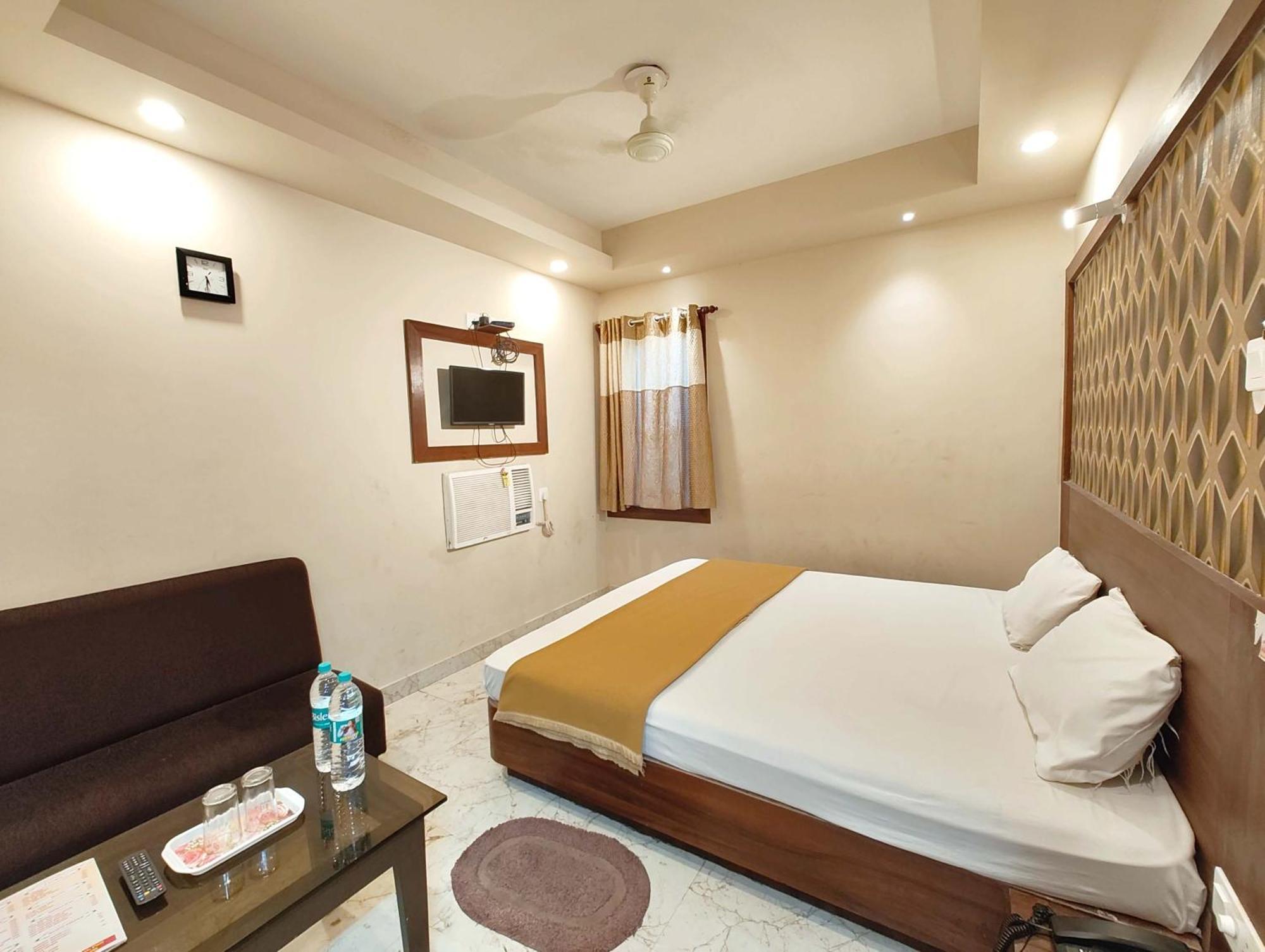 Goroomgo Park View Puri - Spacious And Decorated Room - Best Hotel In Puri Buitenkant foto