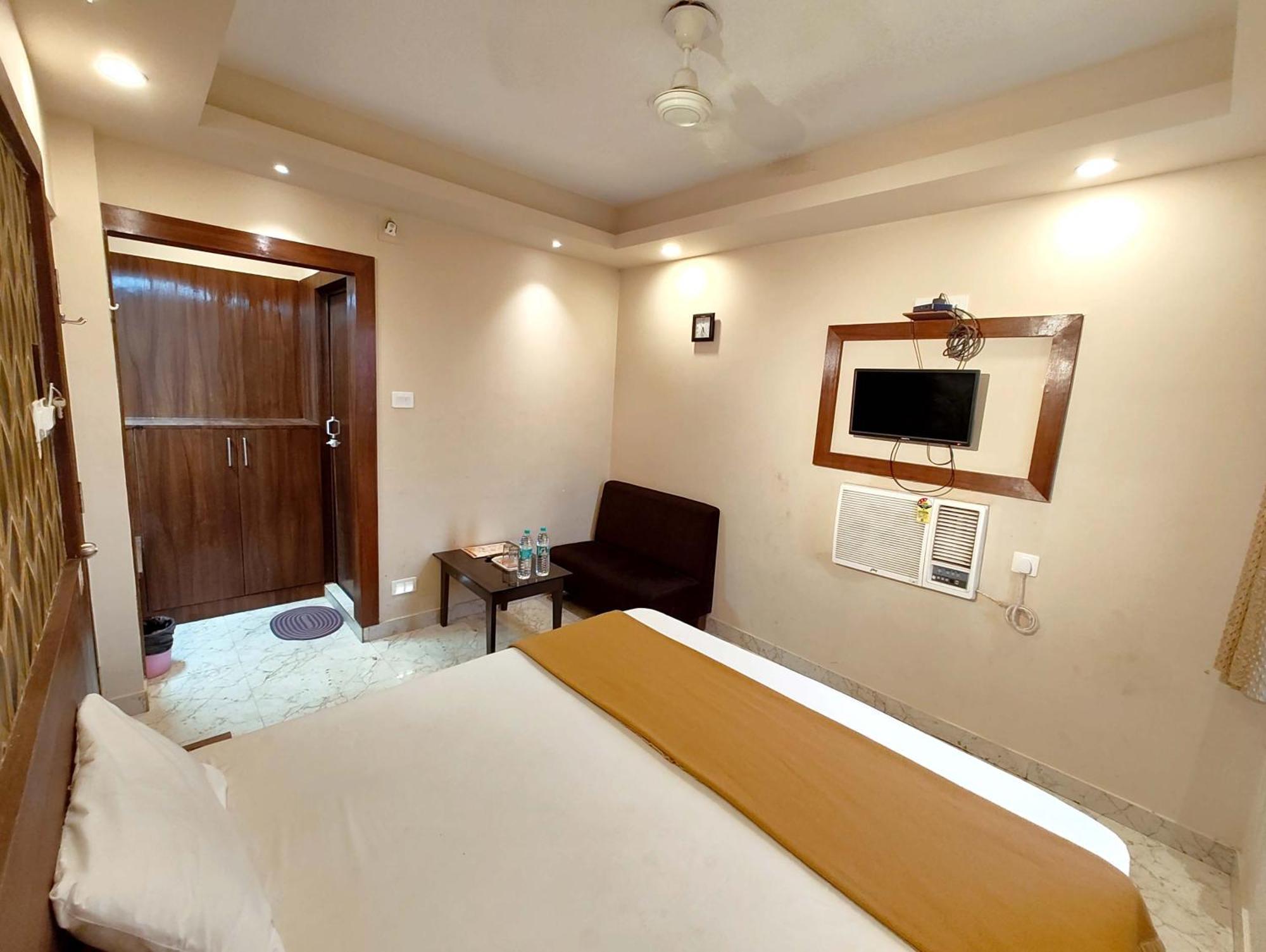 Goroomgo Park View Puri - Spacious And Decorated Room - Best Hotel In Puri Buitenkant foto