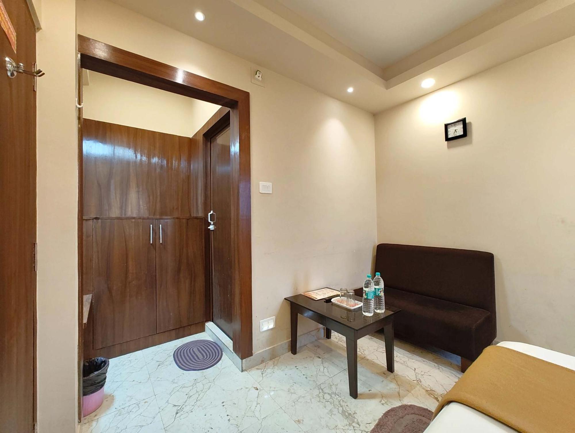 Goroomgo Park View Puri - Spacious And Decorated Room - Best Hotel In Puri Buitenkant foto
