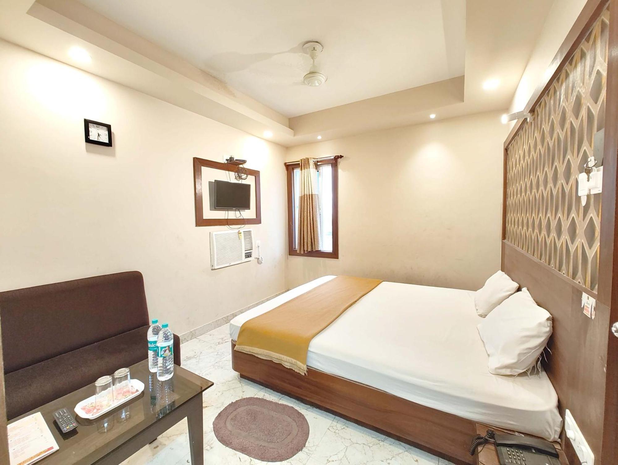 Goroomgo Park View Puri - Spacious And Decorated Room - Best Hotel In Puri Buitenkant foto