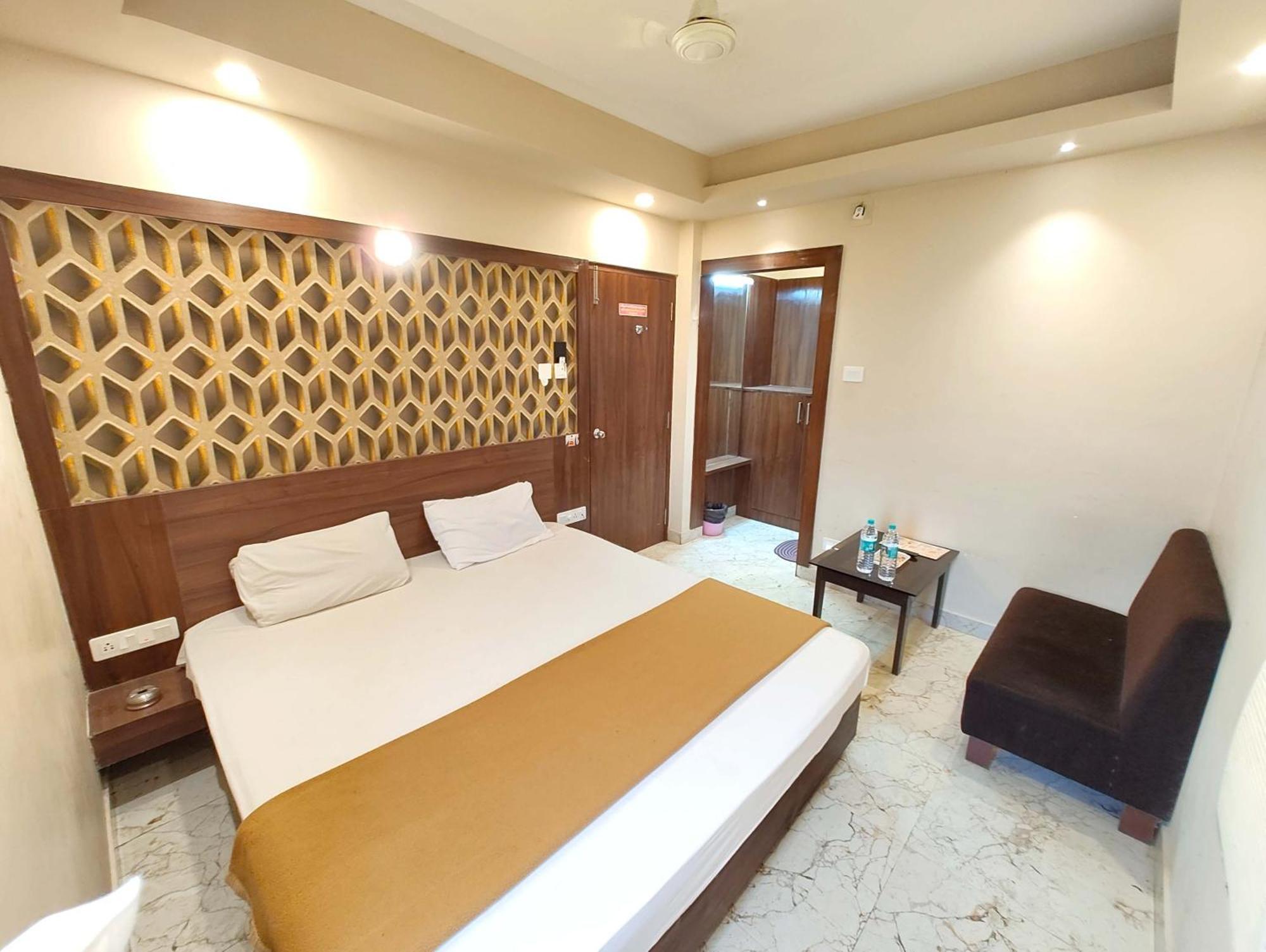 Goroomgo Park View Puri - Spacious And Decorated Room - Best Hotel In Puri Buitenkant foto