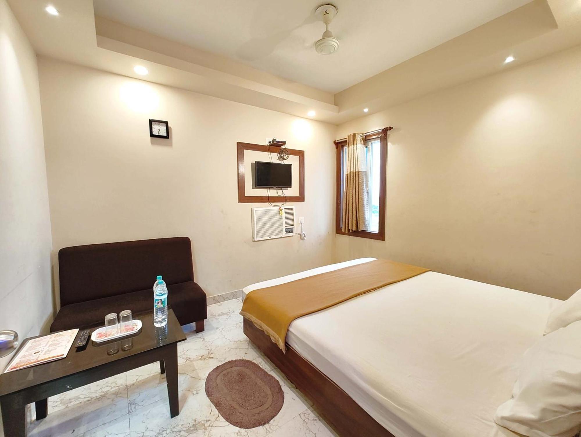 Goroomgo Park View Puri - Spacious And Decorated Room - Best Hotel In Puri Buitenkant foto