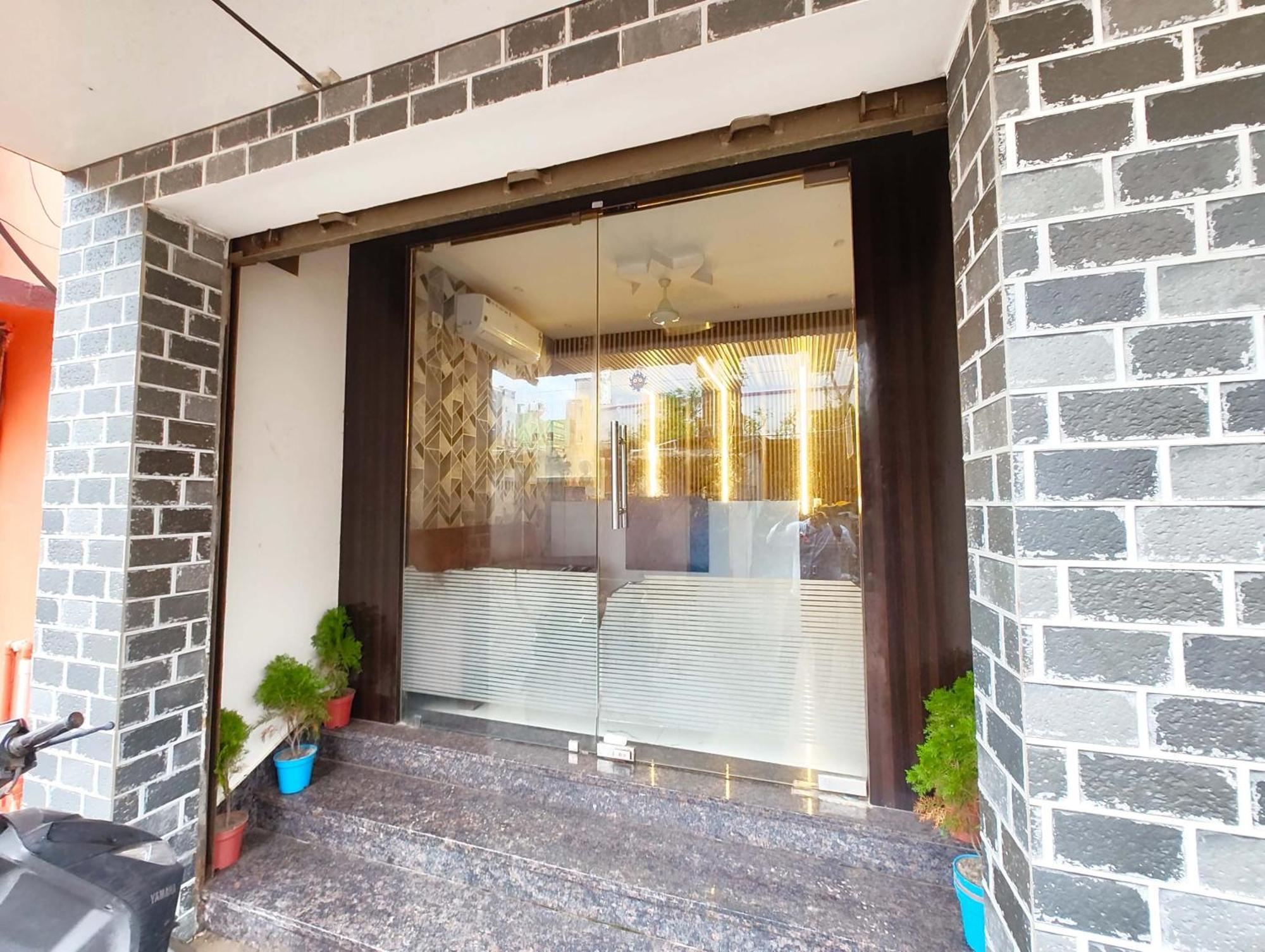 Goroomgo Park View Puri - Spacious And Decorated Room - Best Hotel In Puri Buitenkant foto